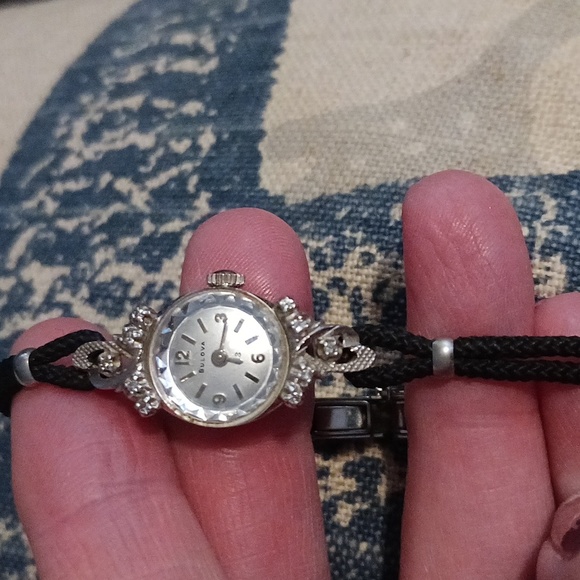 Bulova 1973 Vintage 14k gold diamond watch 💎 - Picture 2 of 10